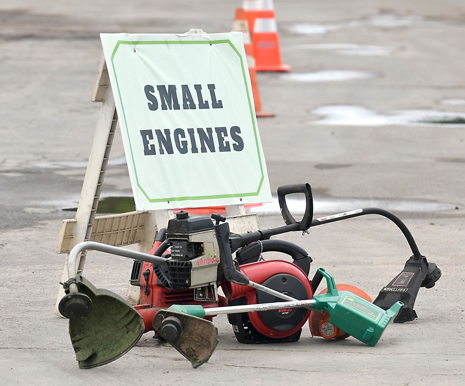 North Mankato Spring Cleanup 3
